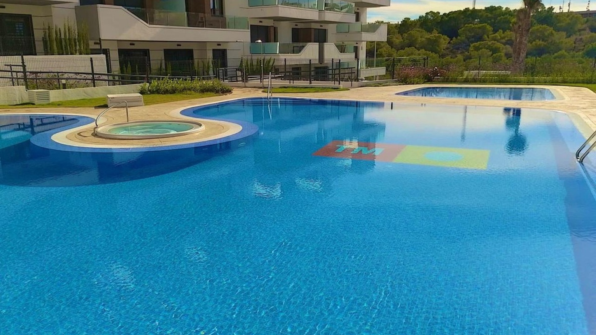 Resale - Apartment - Orihuela - Villamartin