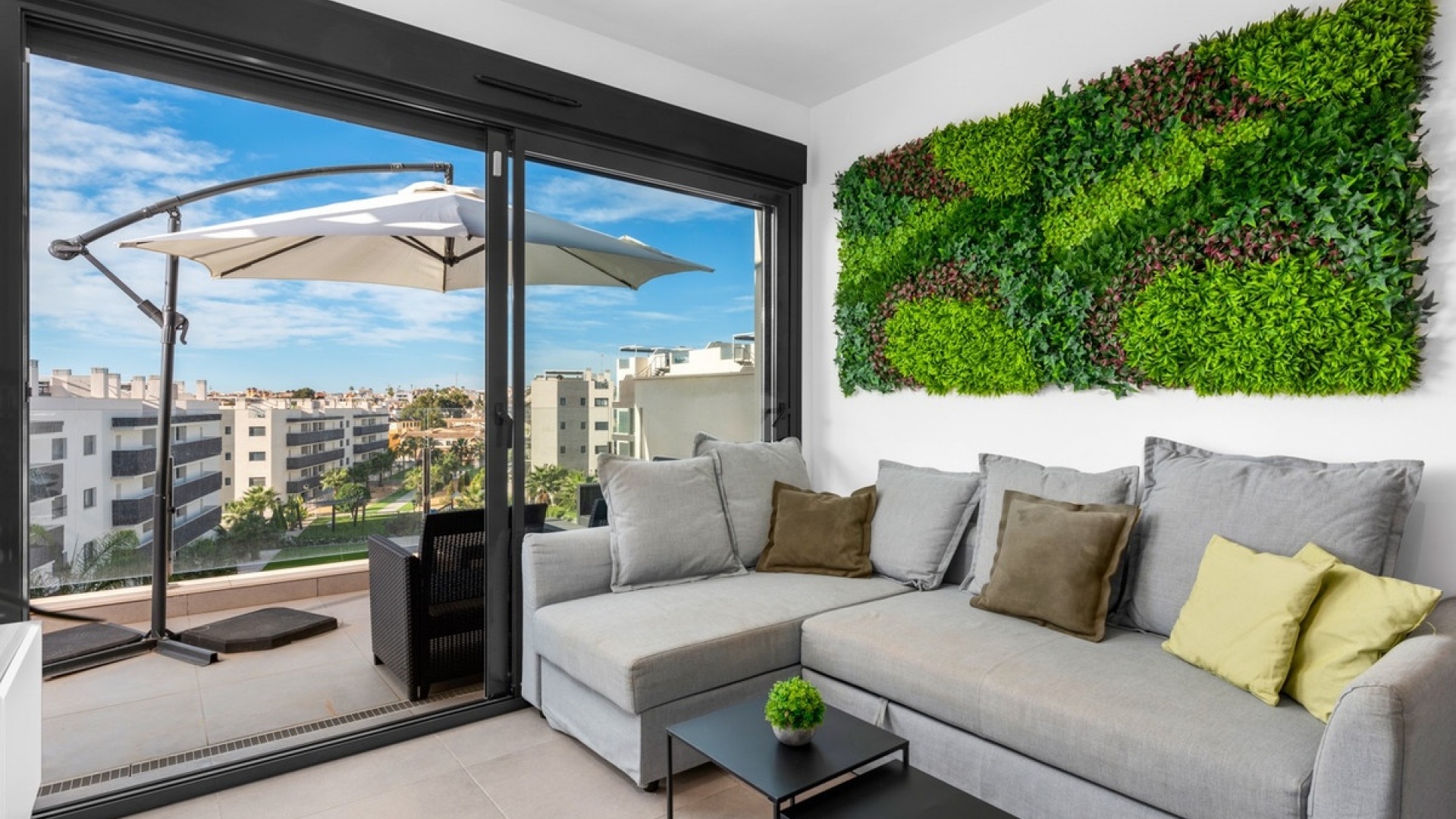 Resale - Apartment - Orihuela - Villamartin