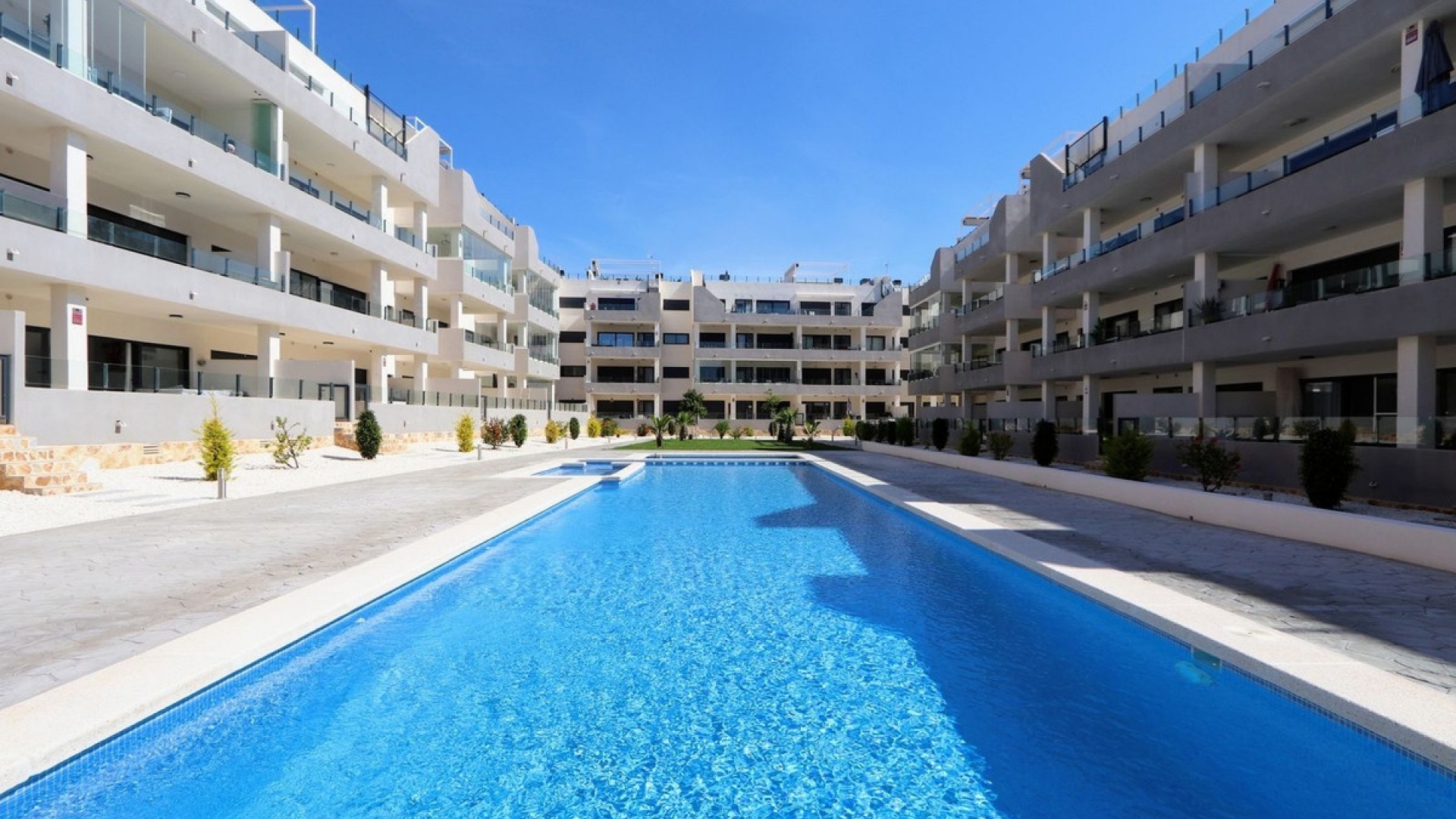 Resale - Apartment - Orihuela - Villamartin