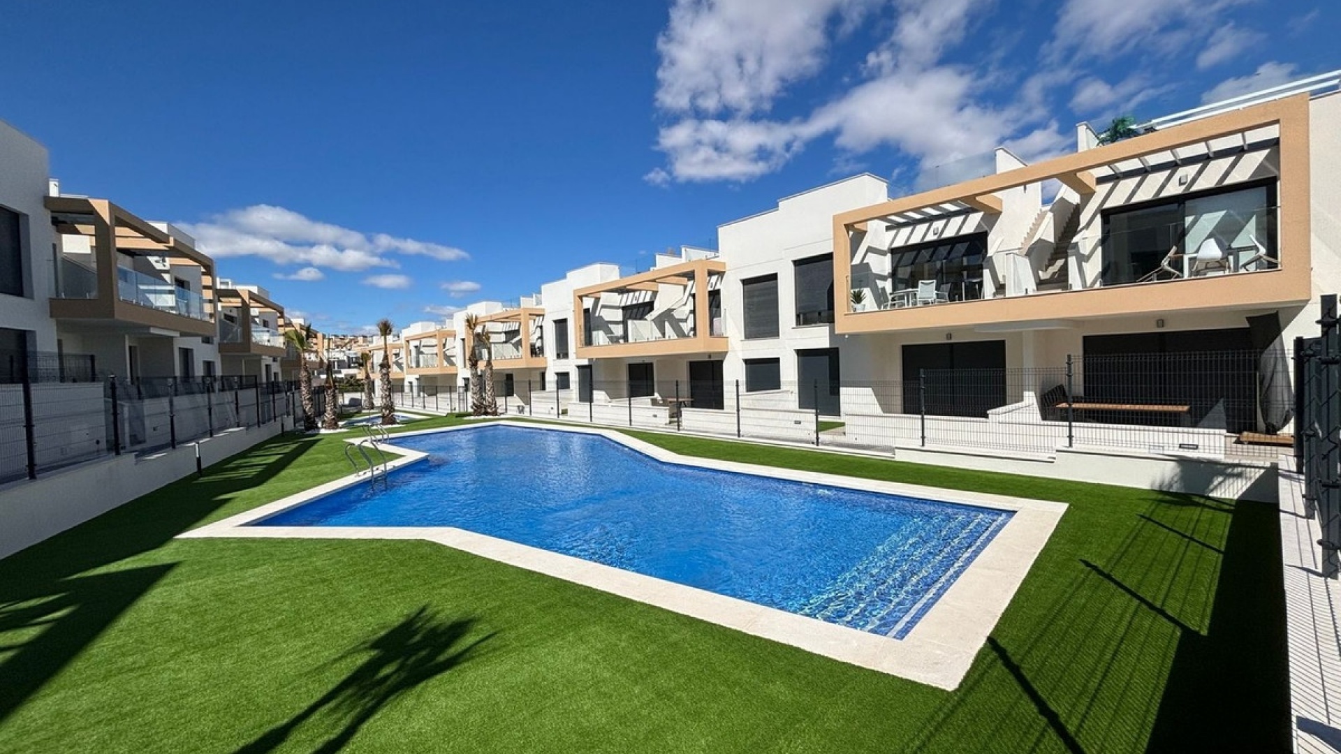 Resale - Apartment - Orihuela - Villamartin