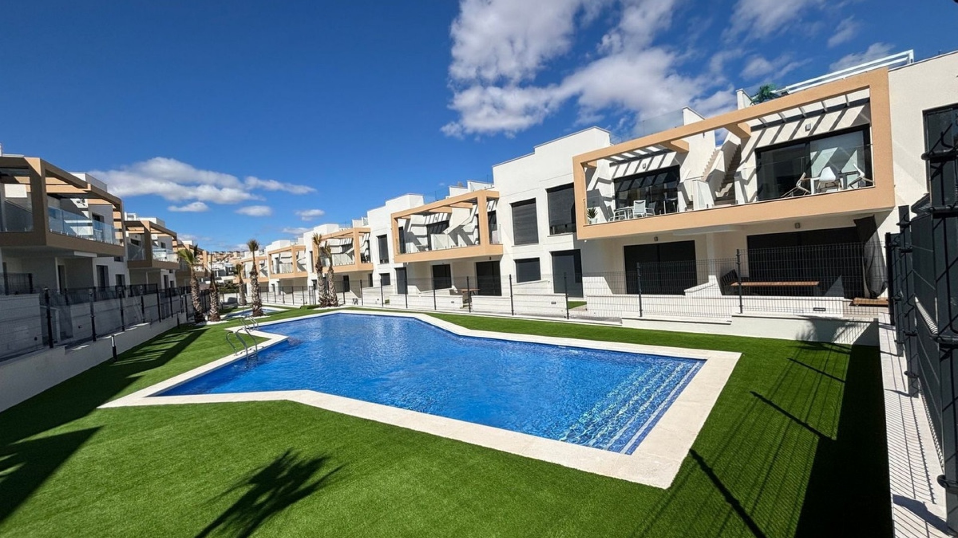 Resale - Apartment - Orihuela - Villamartin