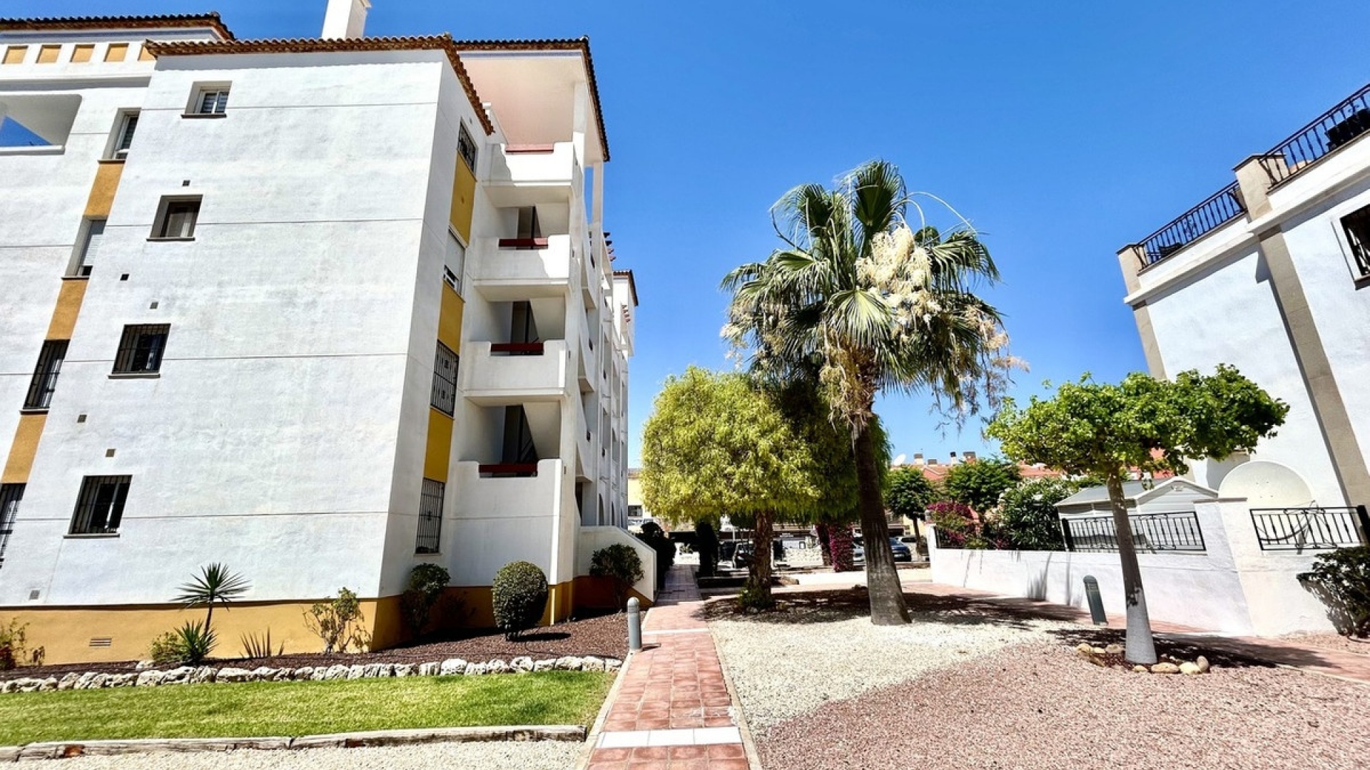 Resale - Apartment - Orihuela - Villamartin