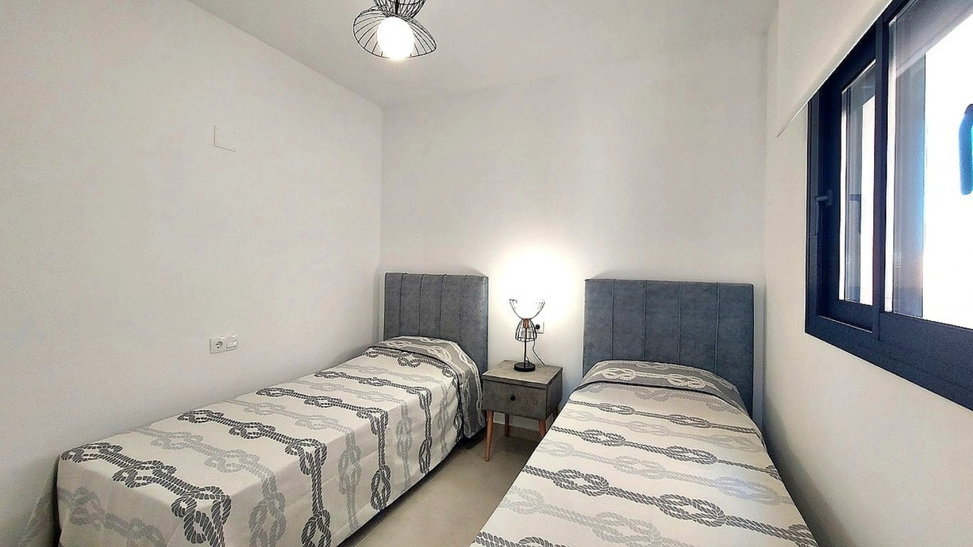 Resale - Apartment - Orihuela - Villamartin