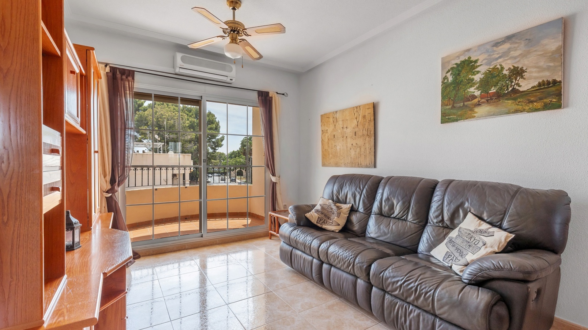 Resale - Apartment - Orihuela - Villamartin