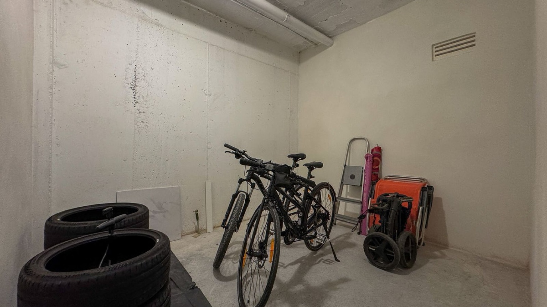 Resale - Apartment - Orihuela - Villamartin