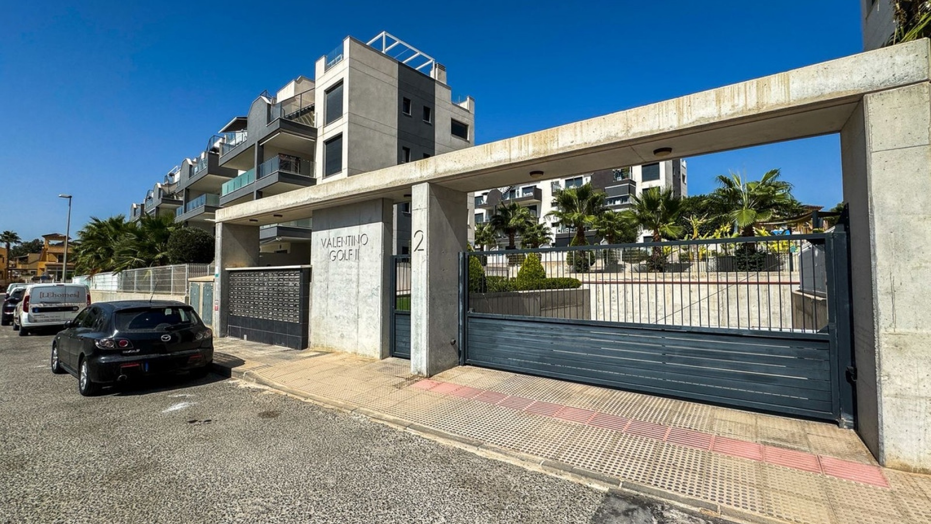 Resale - Apartment - Orihuela - Villamartin