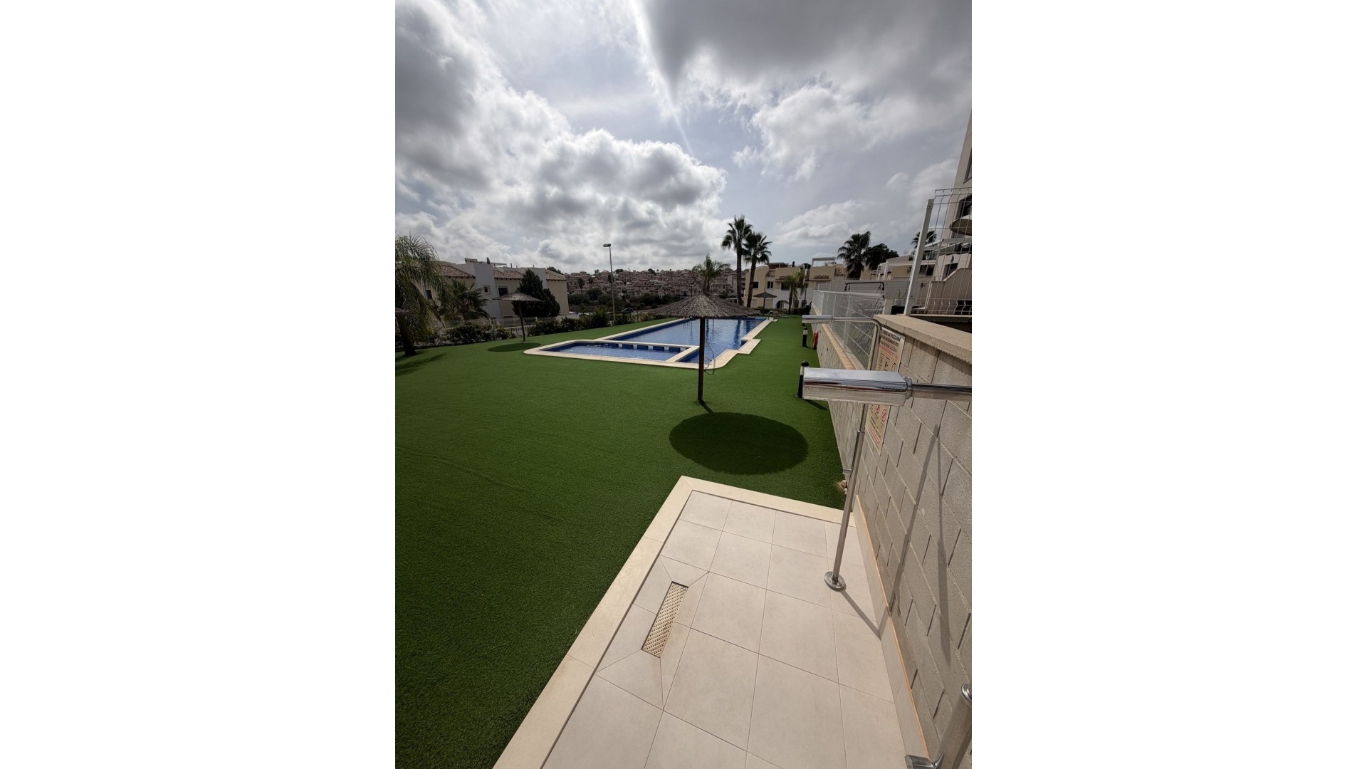 Resale - Apartment - Orihuela - Villamartin