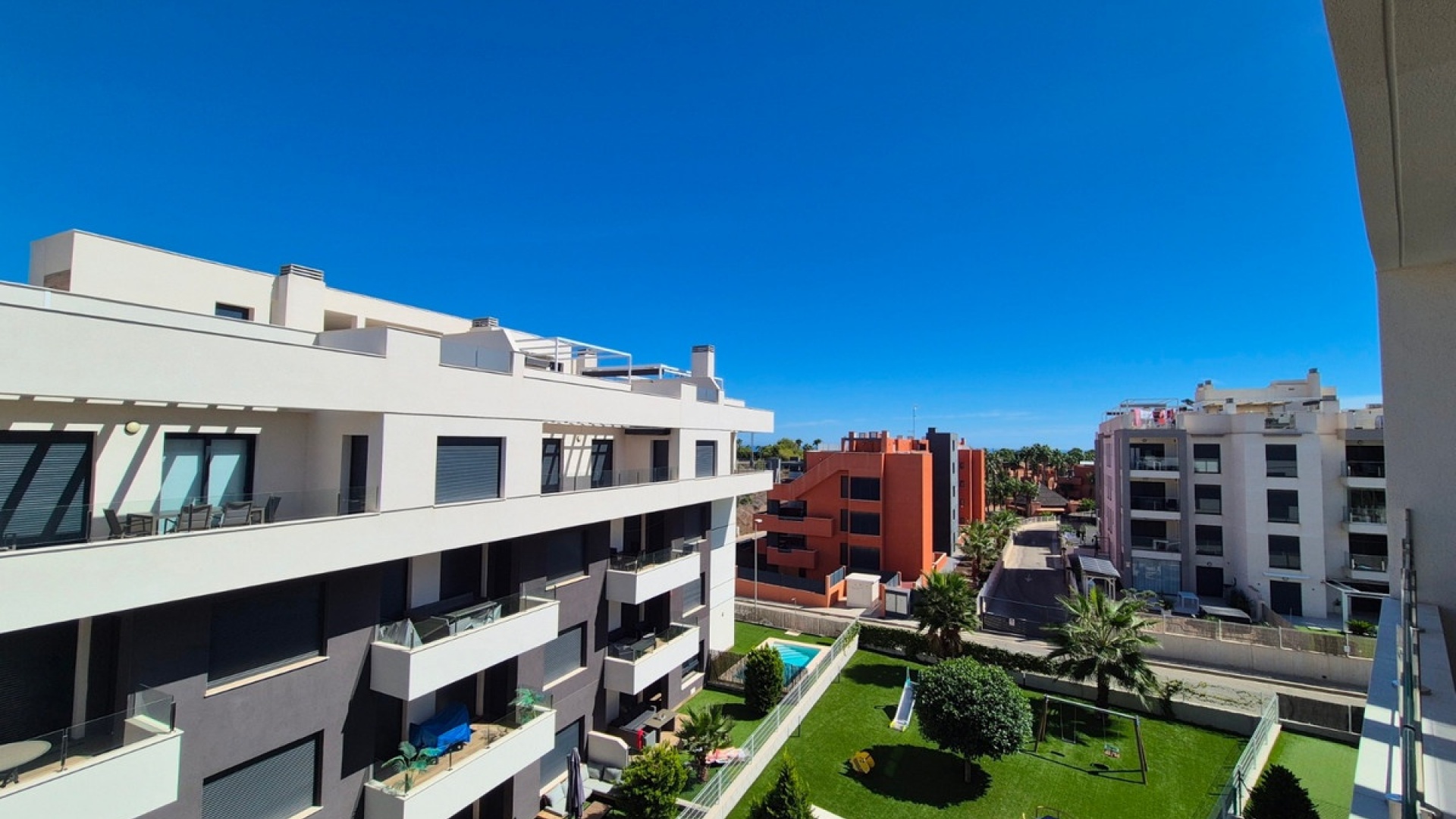 Resale - Apartment - Orihuela - Villamartin