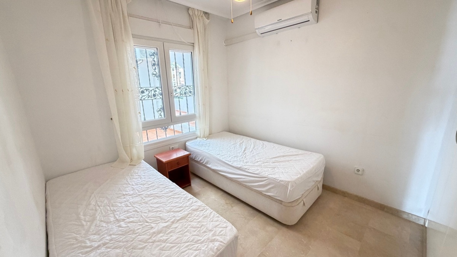 Resale - Apartment - Orihuela - Villamartin