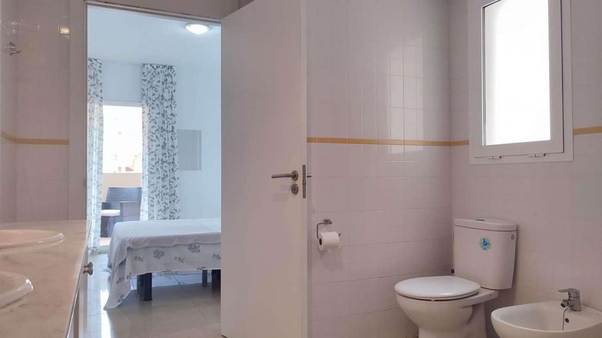 Resale - Apartment - Playa Flamenca - el bosque