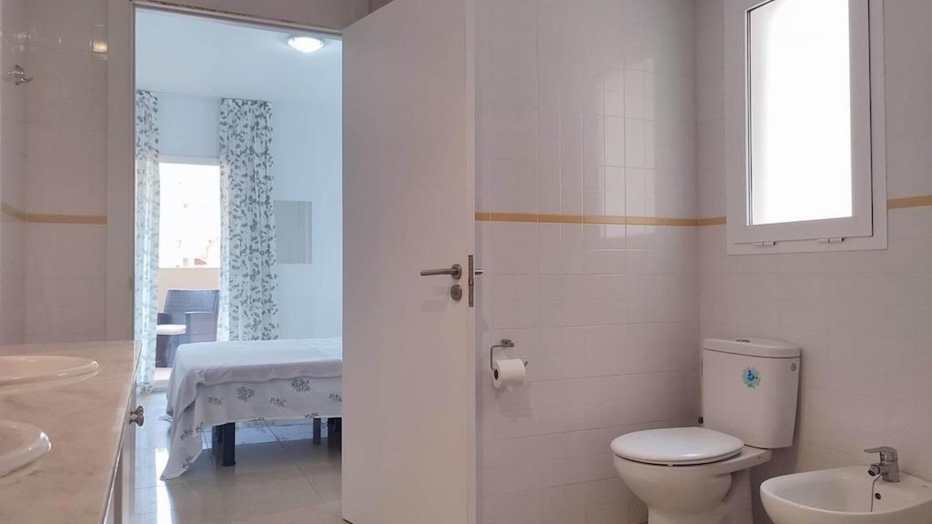 Resale - Apartment - Playa Flamenca - el bosque