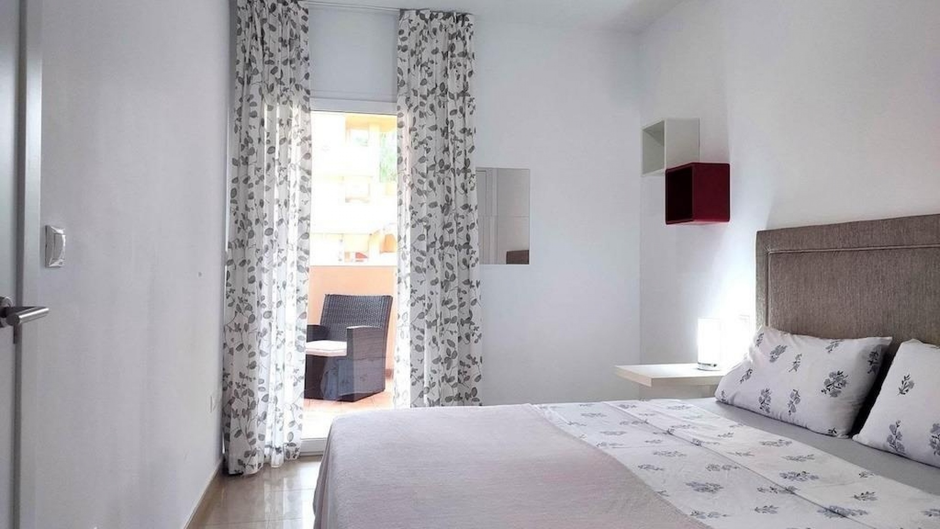 Resale - Apartment - Playa Flamenca - el bosque