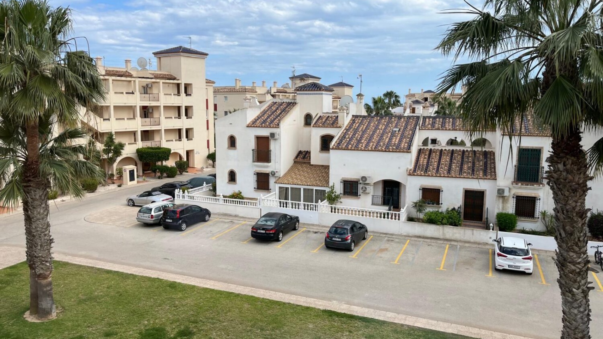 Resale - Apartment - Playa Flamenca - jumilla