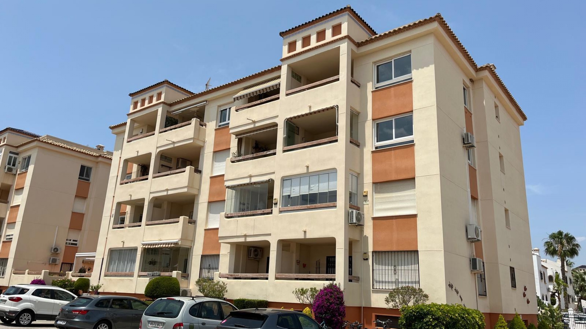Resale - Apartment - Playa Flamenca - jumilla