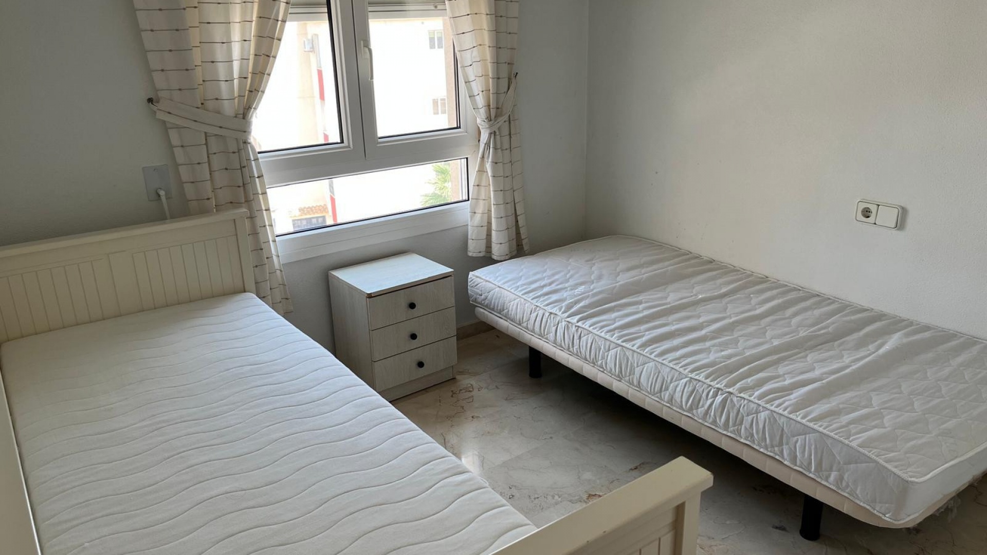 Resale - Apartment - Playa Flamenca - jumilla