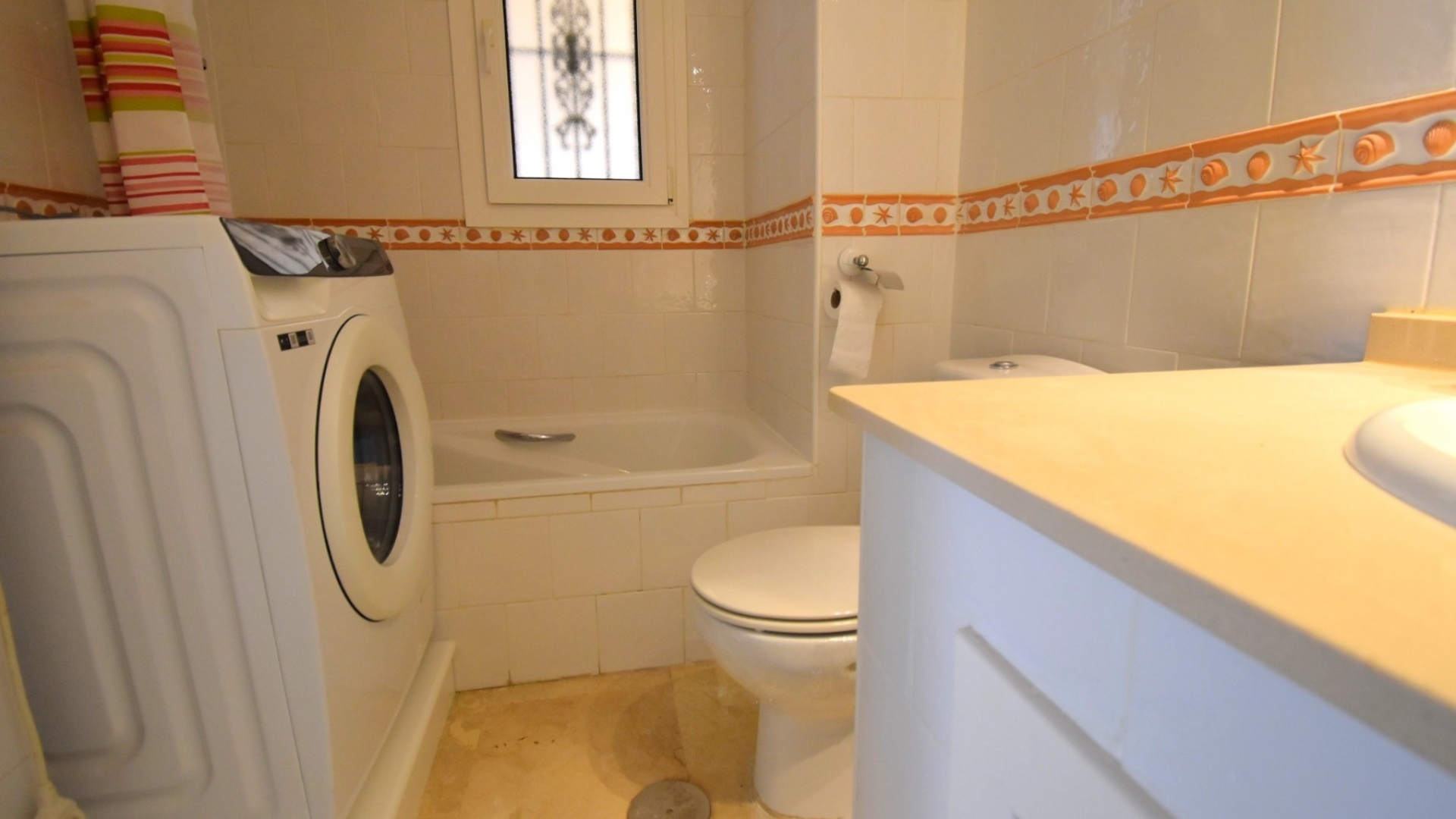 Resale - Apartment - Playa Flamenca - jumilla