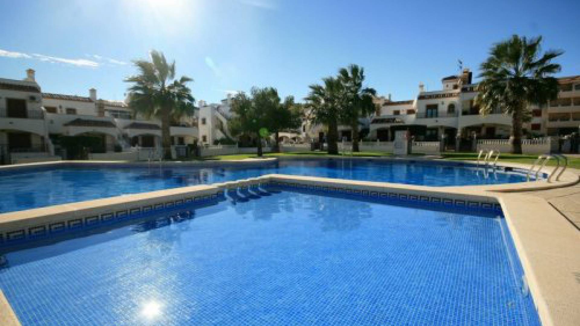Resale - Apartment - Playa Flamenca - jumilla