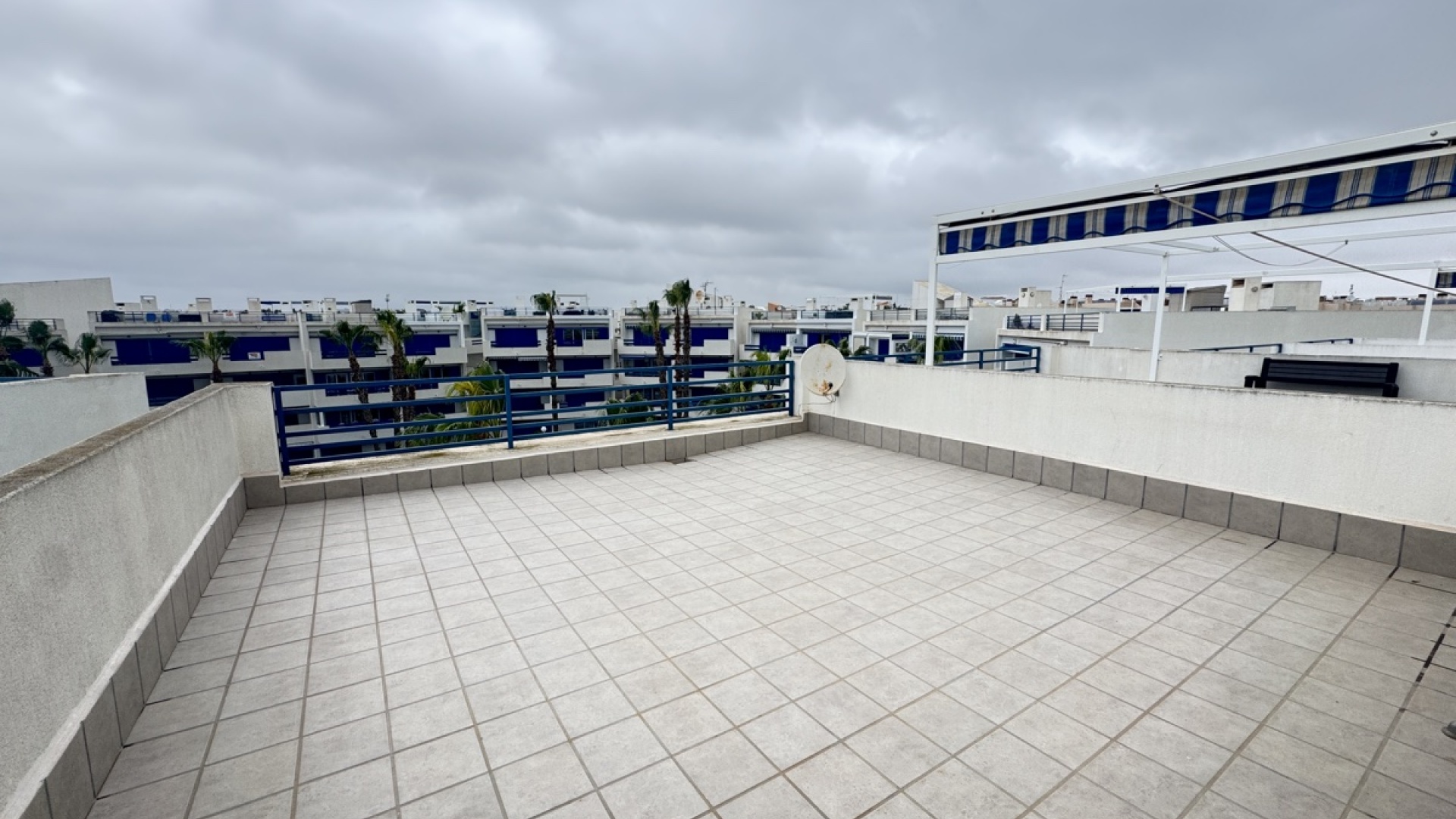 Resale - Apartment - Playa Flamenca - la calma