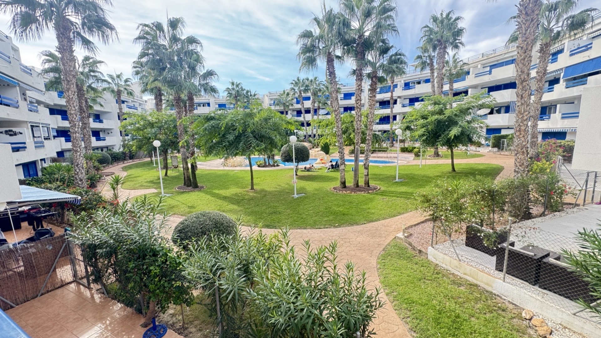 Resale - Apartment - Playa Flamenca - la calma