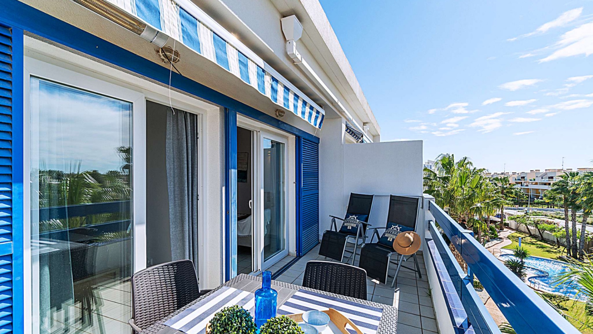 Resale - Apartment - Playa Flamenca - la calma