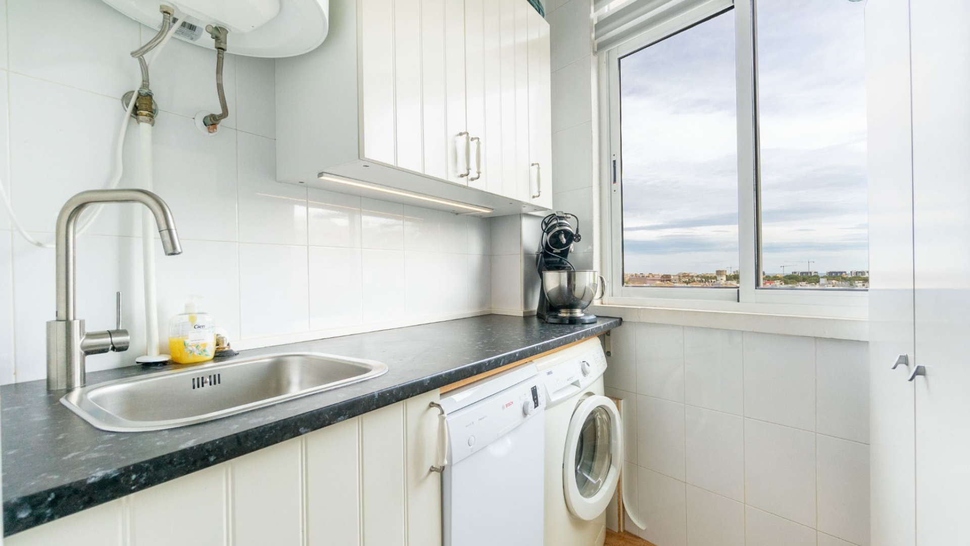 Resale - Apartment - Playa Flamenca - la mirada