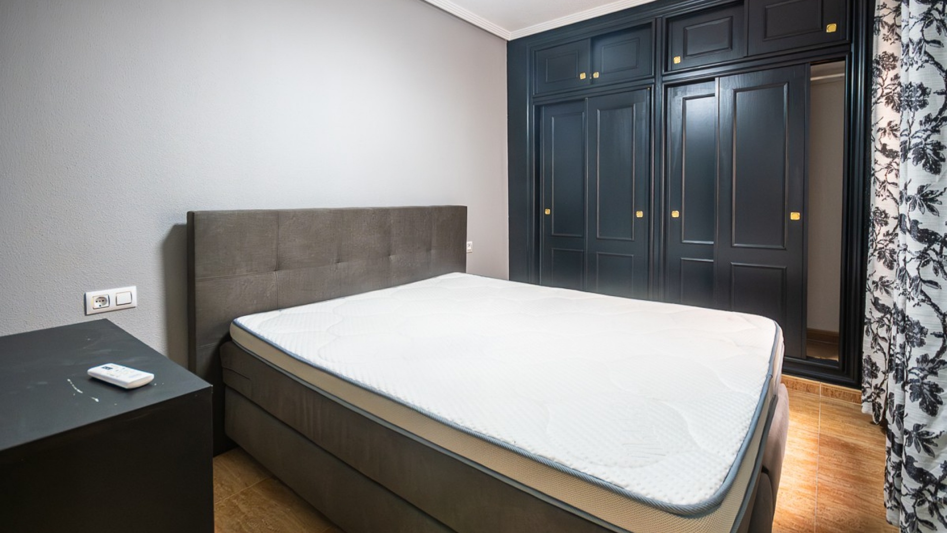 Resale - Apartment - Playa Flamenca - la mirada