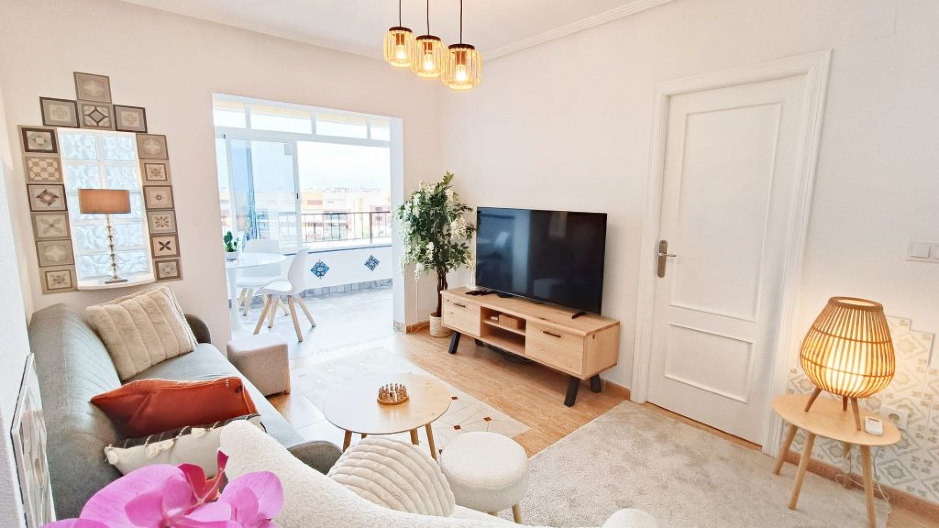 Resale, Apartment property for sale Costa Blanca South,