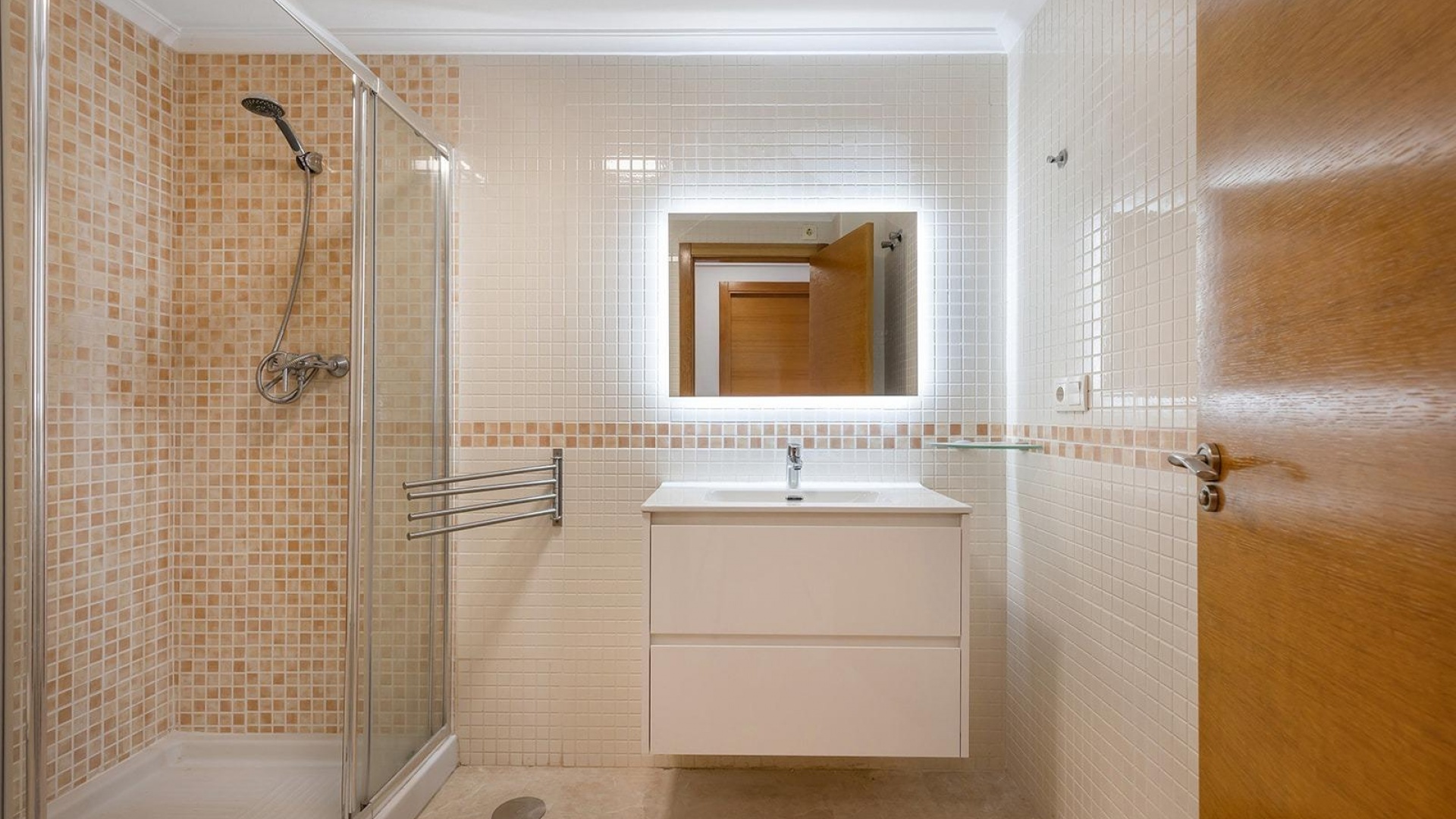 Resale - Apartment - Playa Flamenca - Laguna Golf