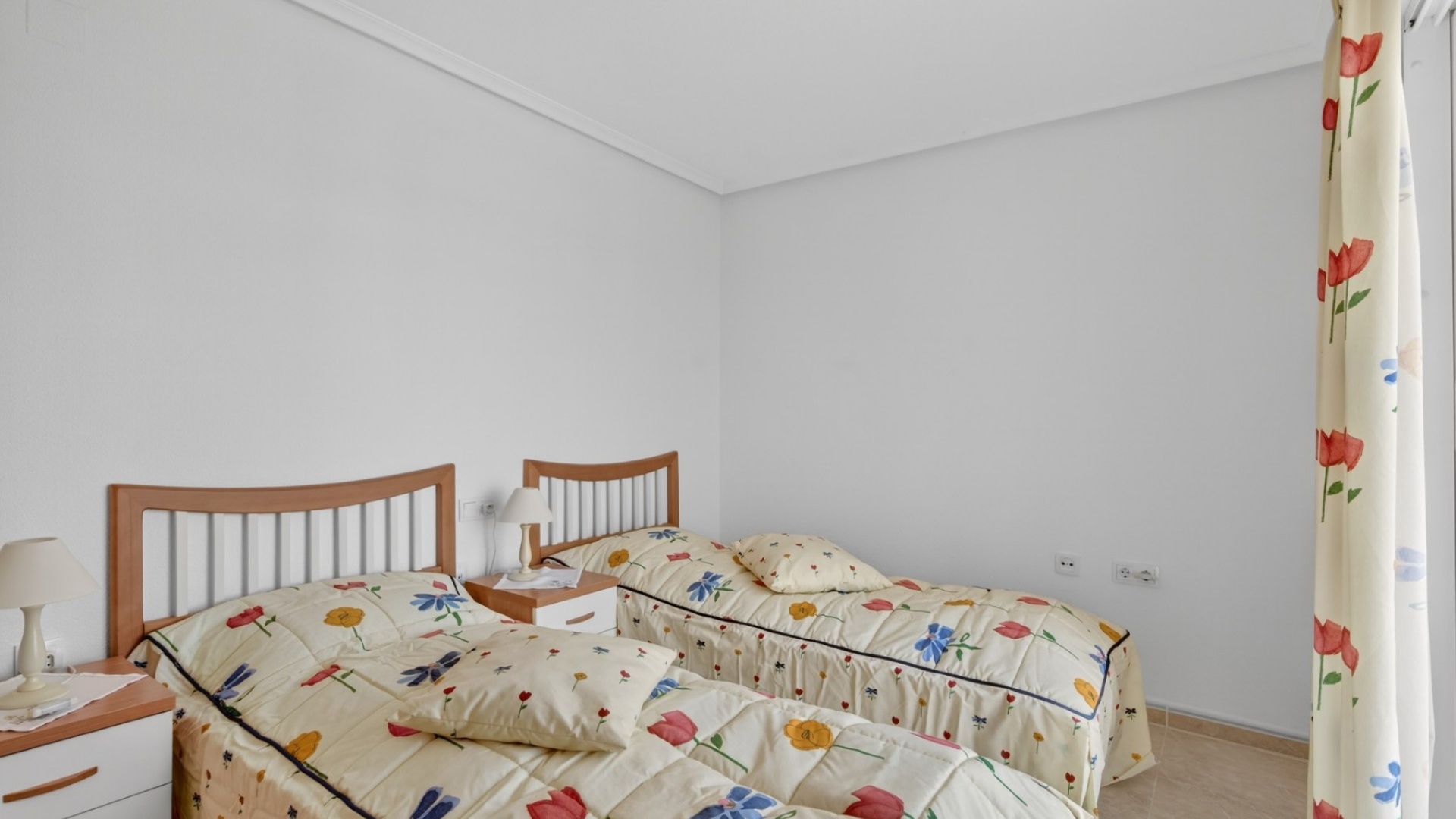 Resale - Apartment - Playa Flamenca - Laguna Golf