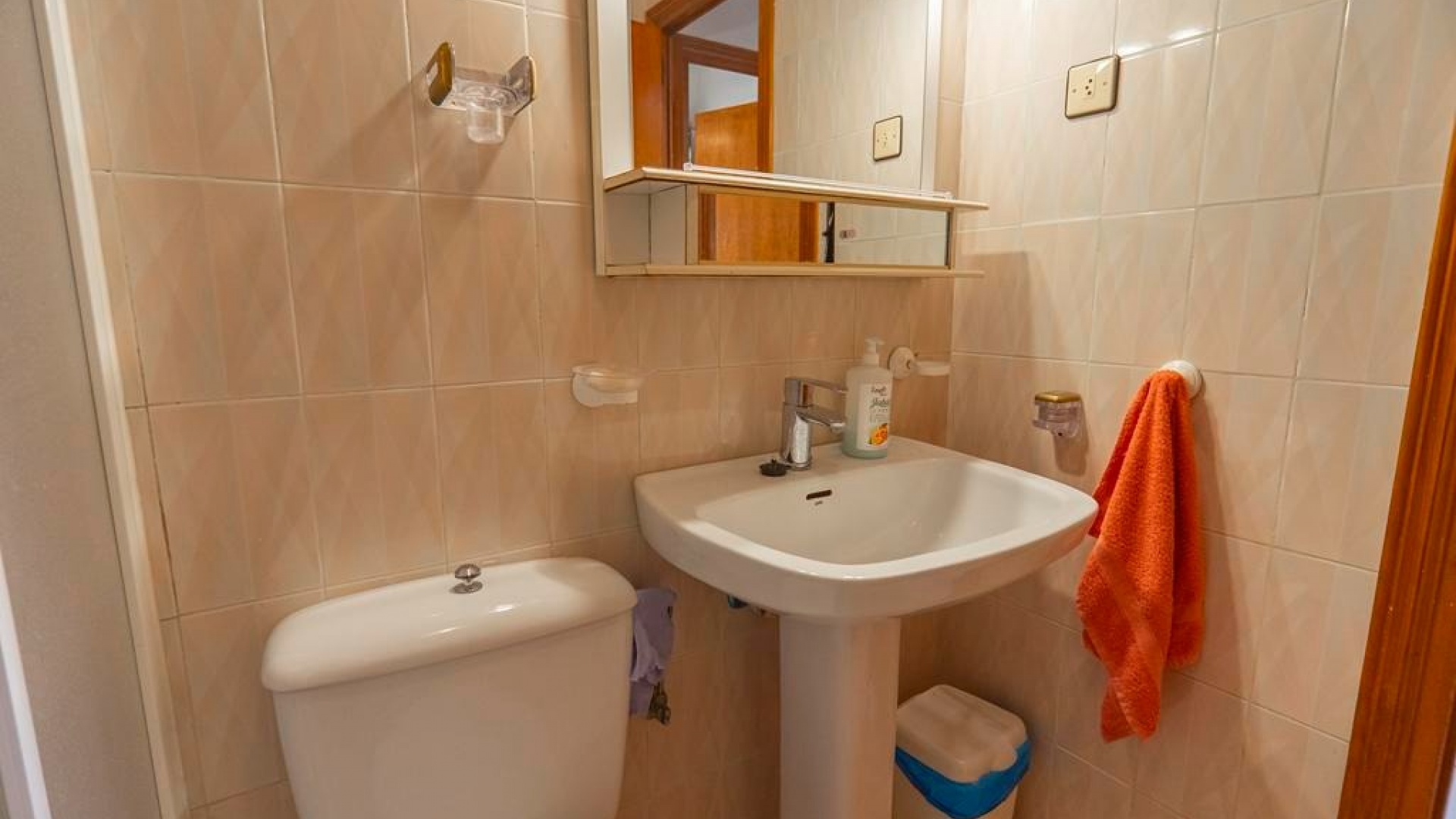 Resale - Apartment - Playa Flamenca - las chismosas