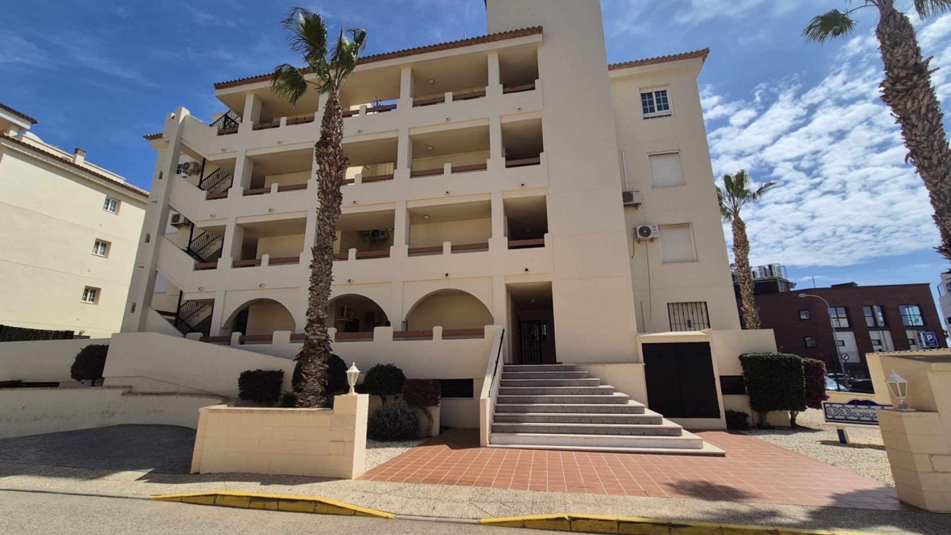 Resale - Apartment - Playa Flamenca - Montilla
