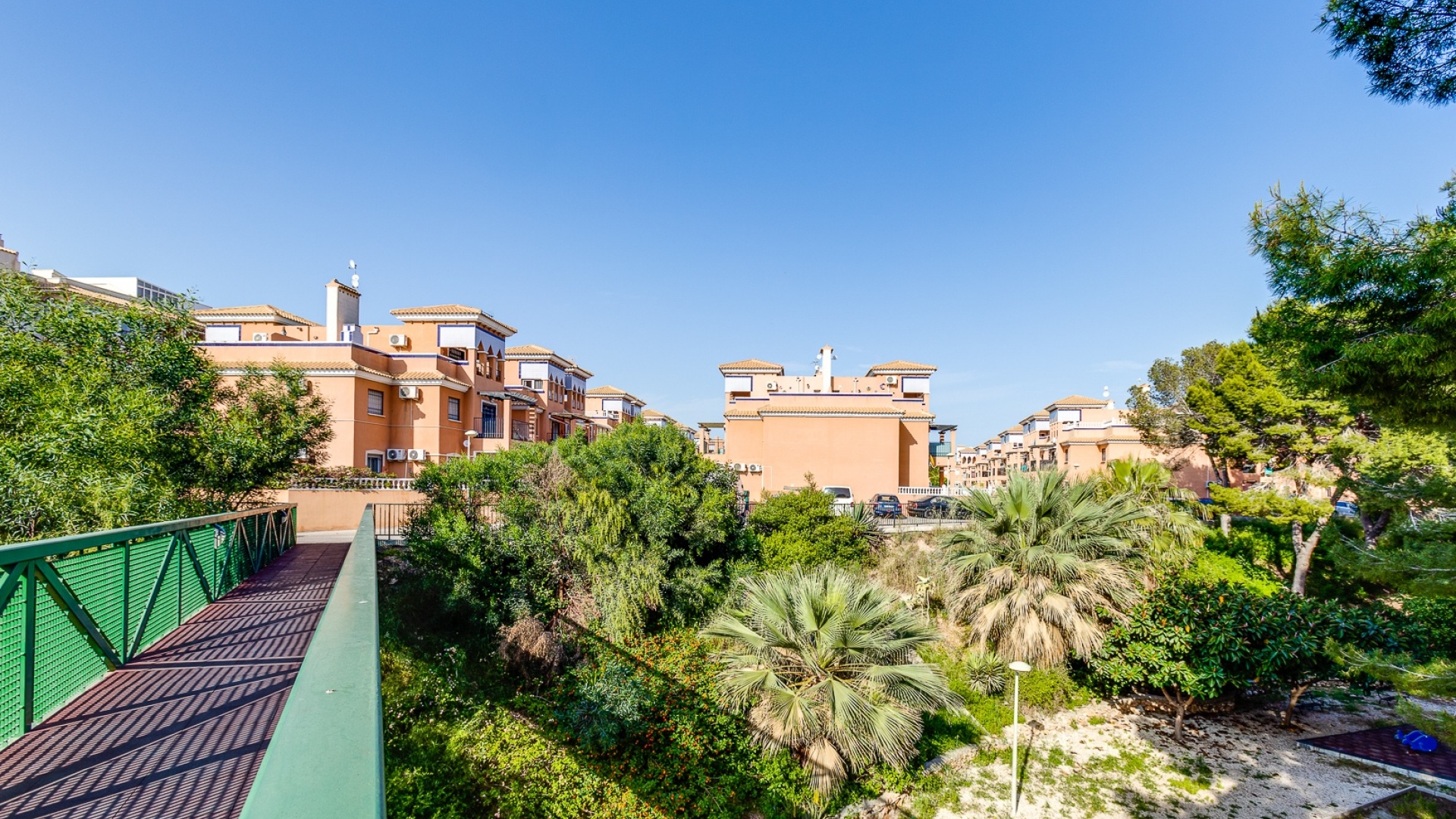 Resale - Apartment - Playa Flamenca - parque del duque
