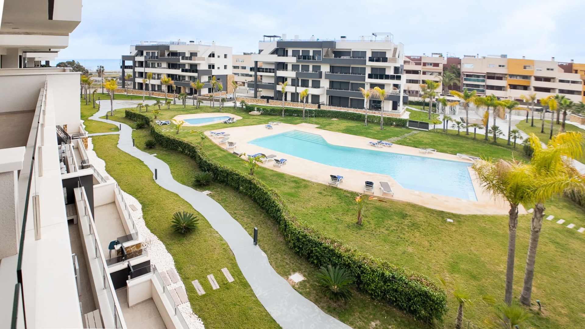 Resale - Apartment - Playa Flamenca - Res. Sunrise Deluxe