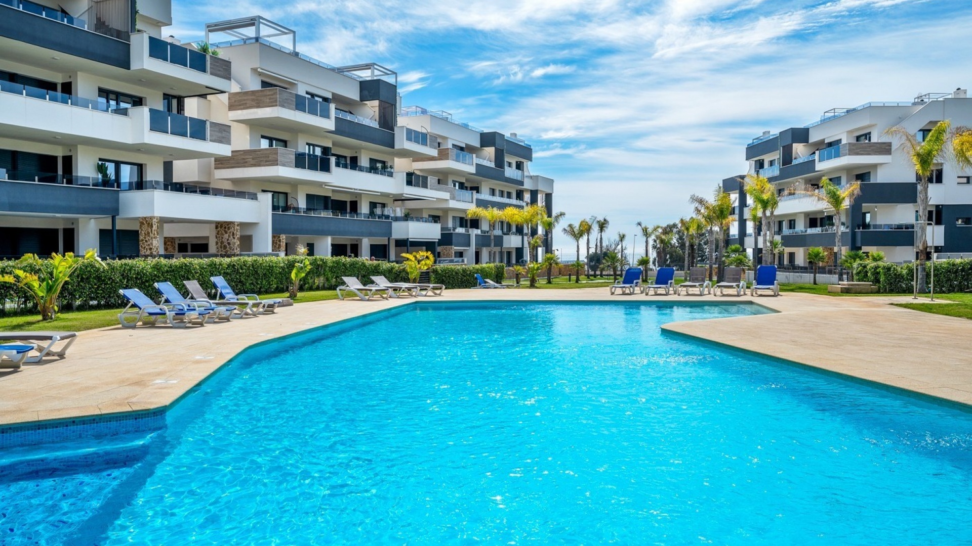 Resale - Apartment - Playa Flamenca - Res. Sunrise Deluxe
