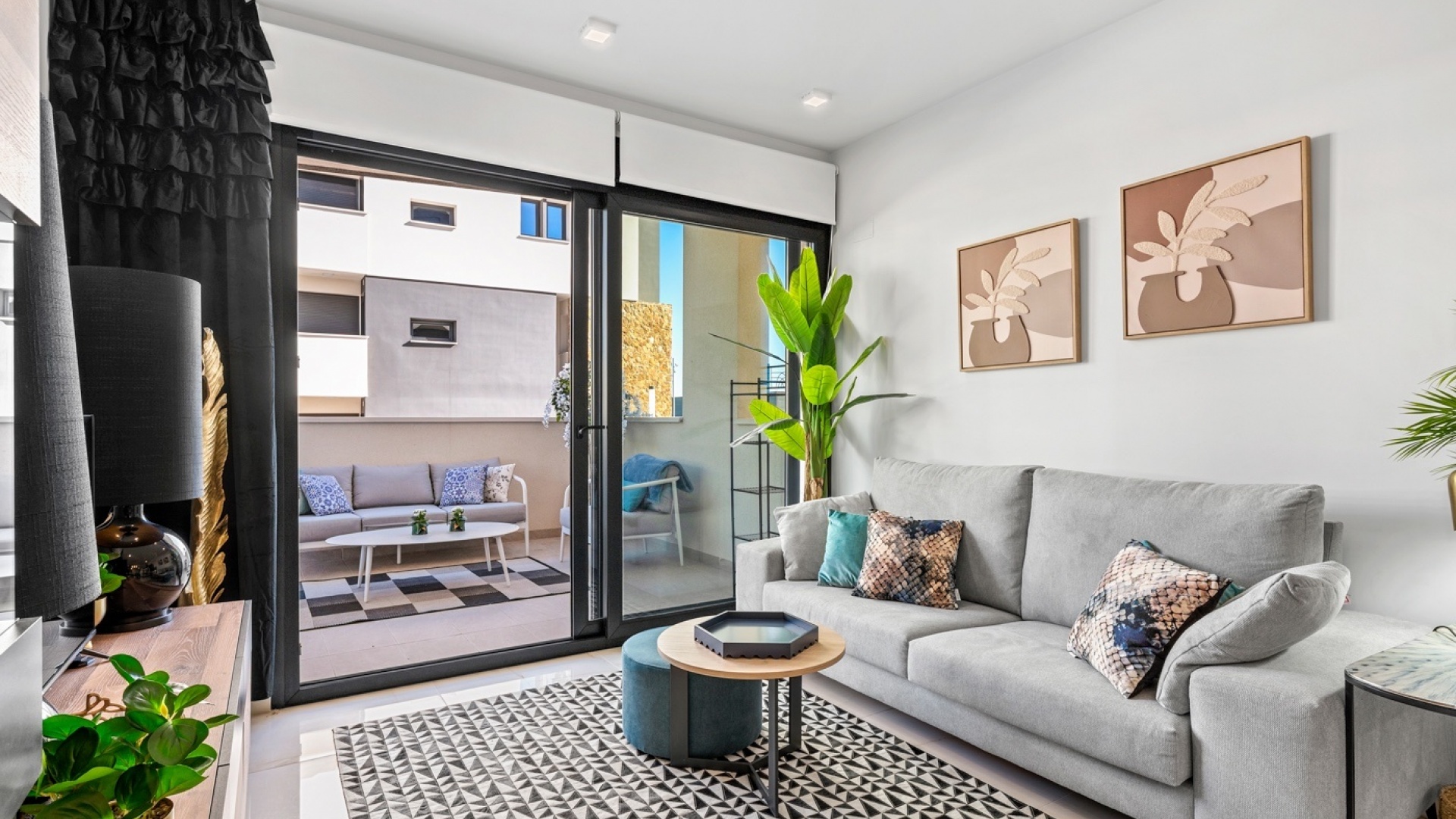 Resale - Apartment - Playa Flamenca - Res. Sunrise Deluxe