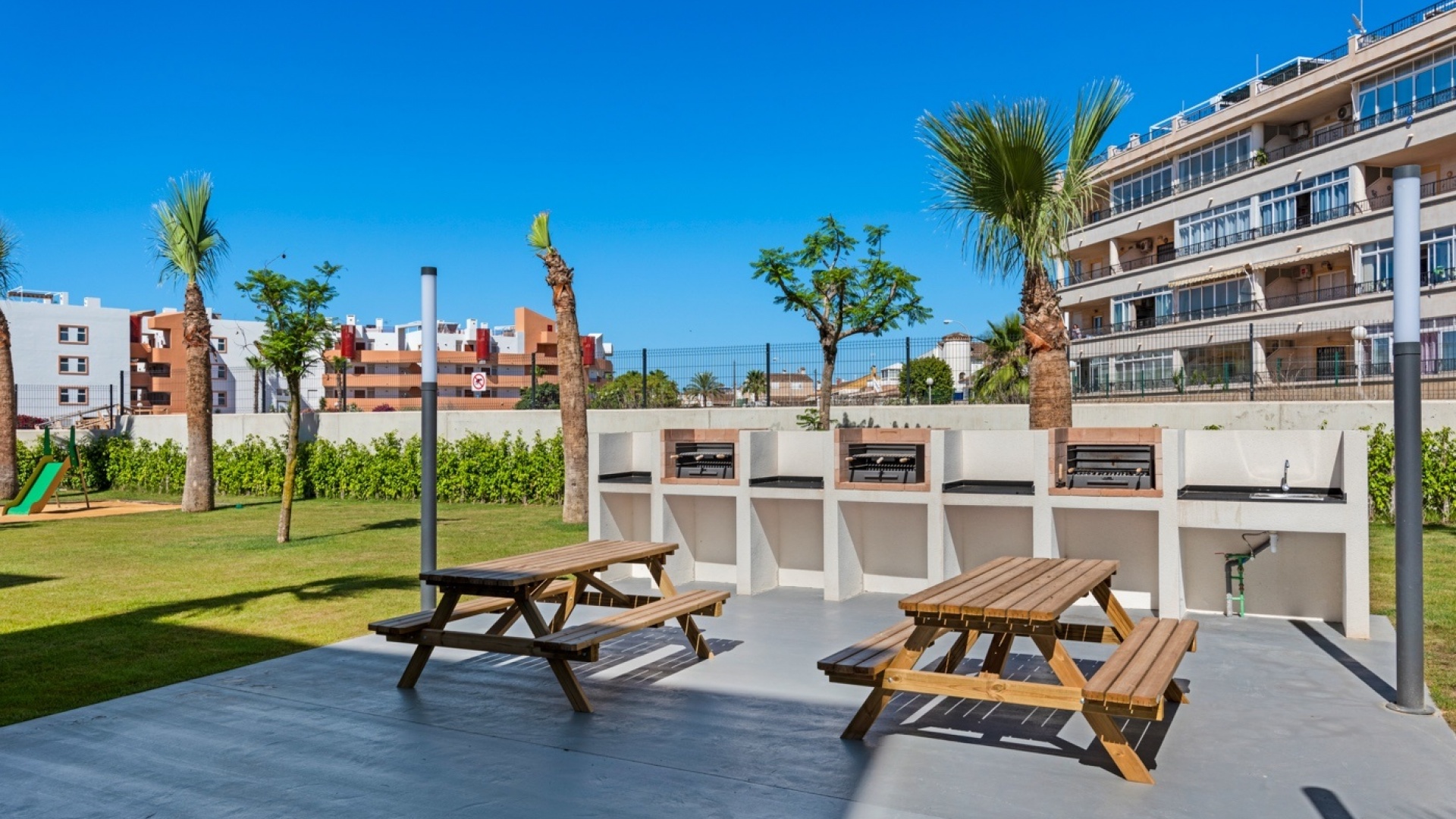 Resale - Apartment - Playa Flamenca - Res. Sunrise Deluxe