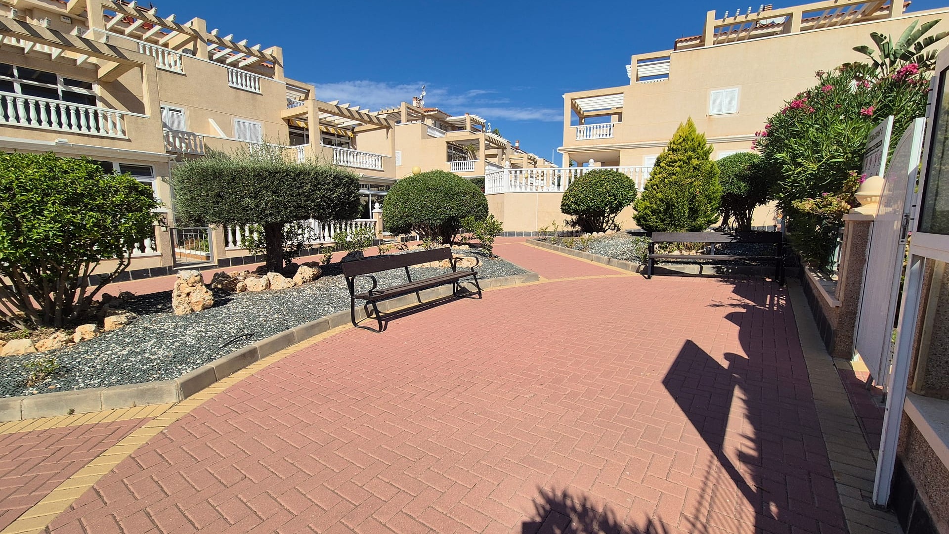 Resale - Apartment - Playa Flamenca - zeniamar
