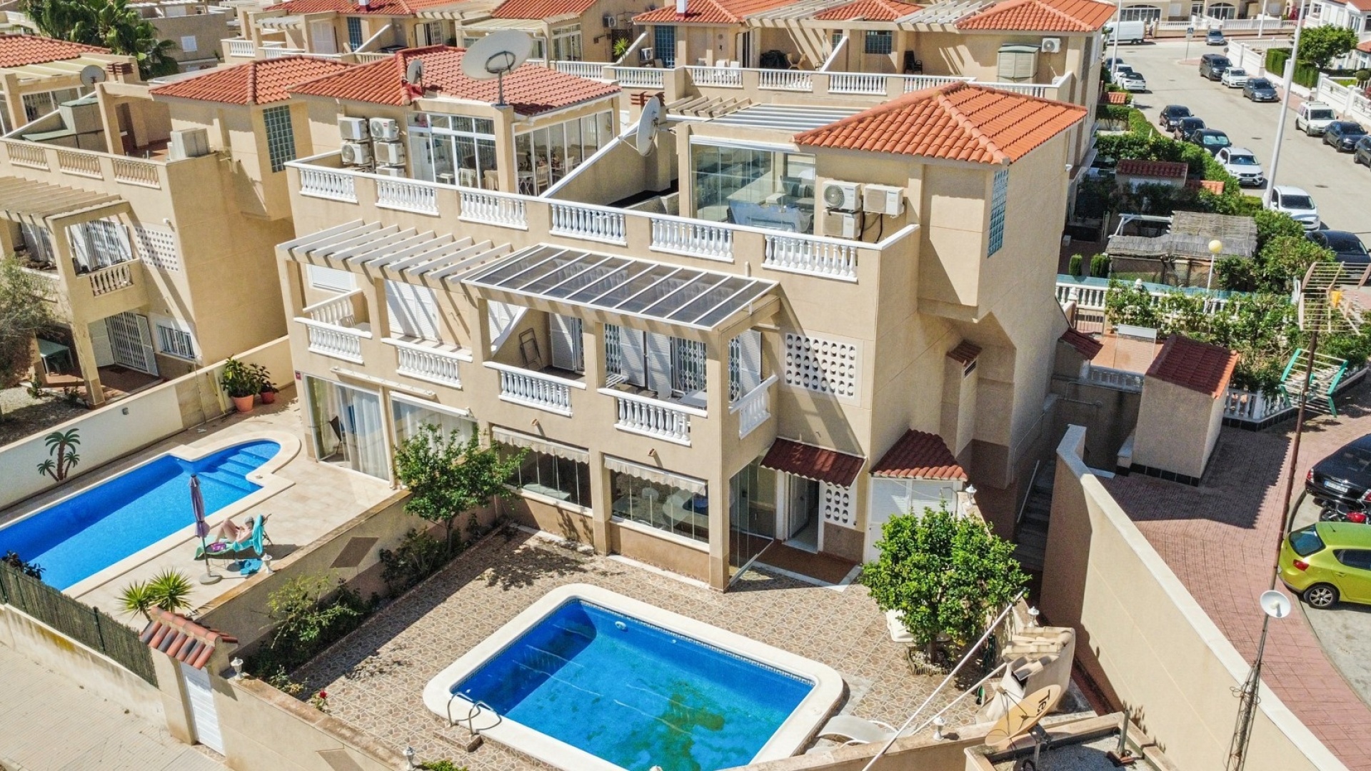 Resale - Apartment - Playa Flamenca - zeniamar