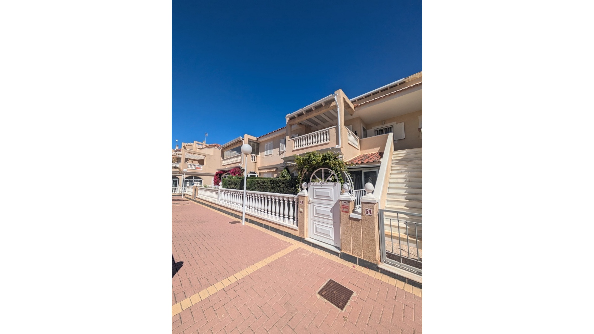 Resale - Apartment - Playa Flamenca - zeniamar