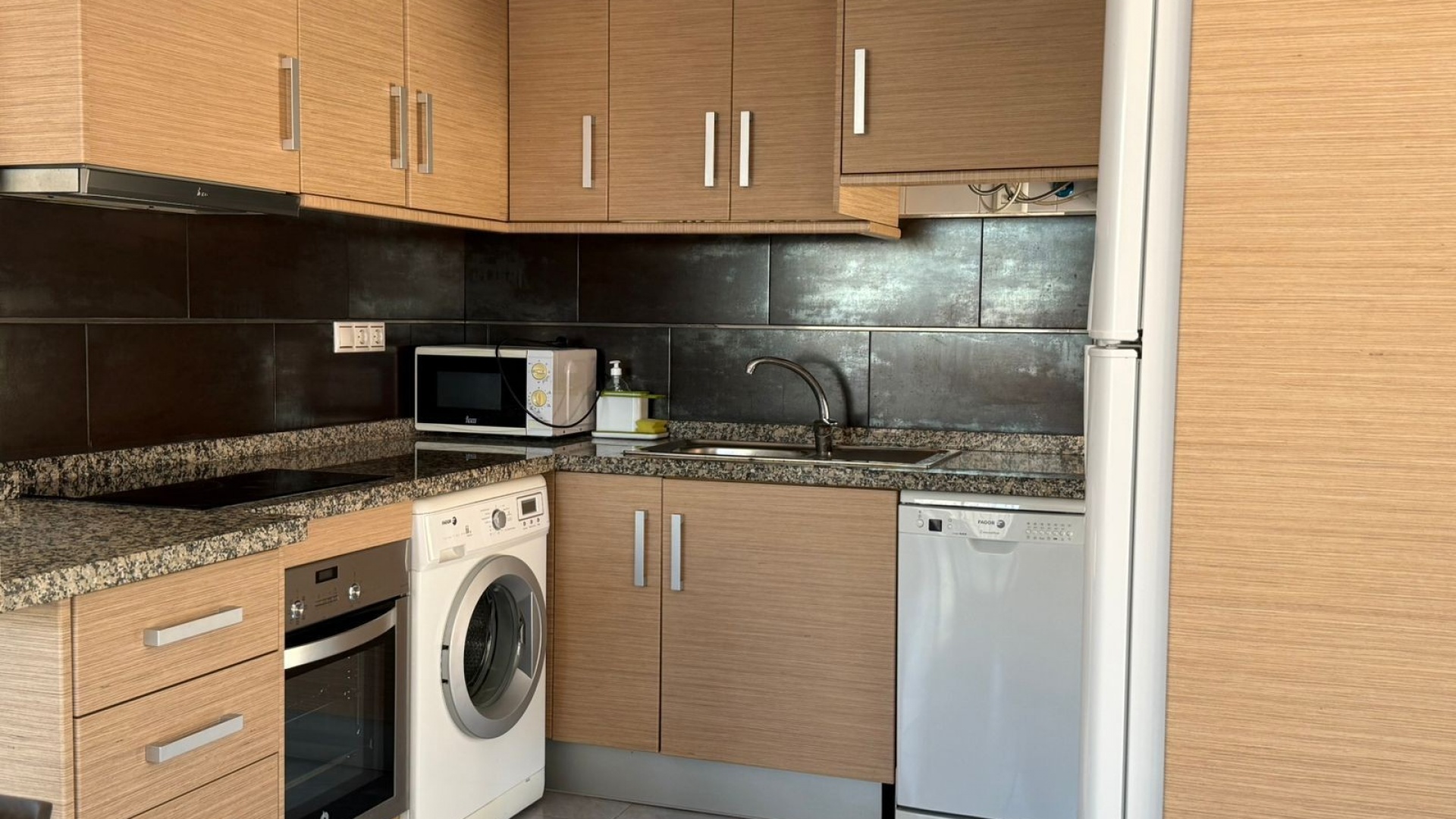 Resale - Apartment - Punta Prima - beachside punta prima