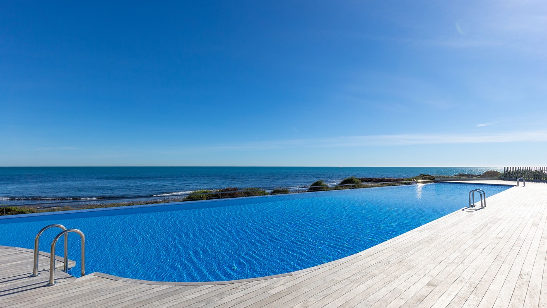 Resale - Apartment - Punta Prima - beachside punta prima