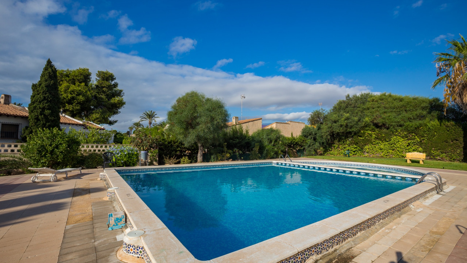 Resale - Apartment - Punta Prima - Beachside