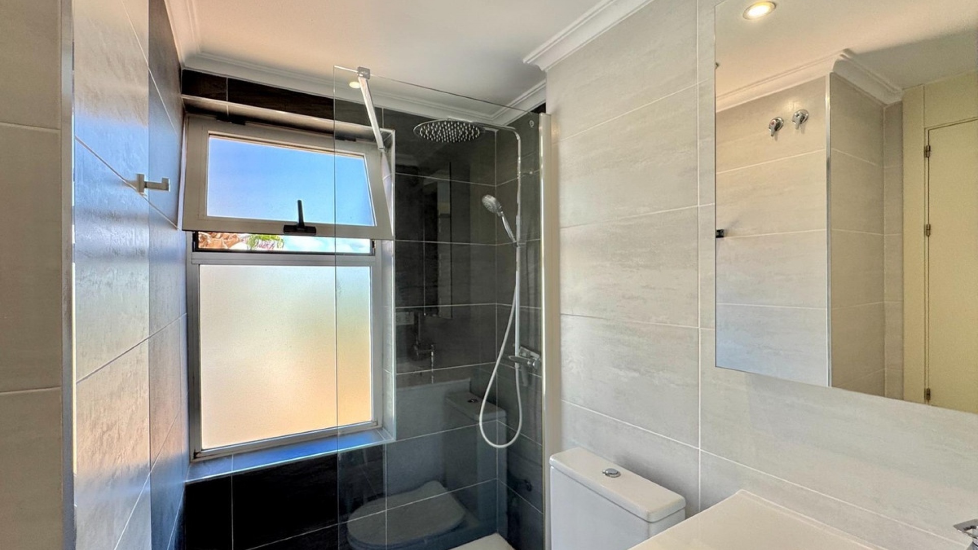 Resale - Apartment - Punta Prima - Costa Blanca South