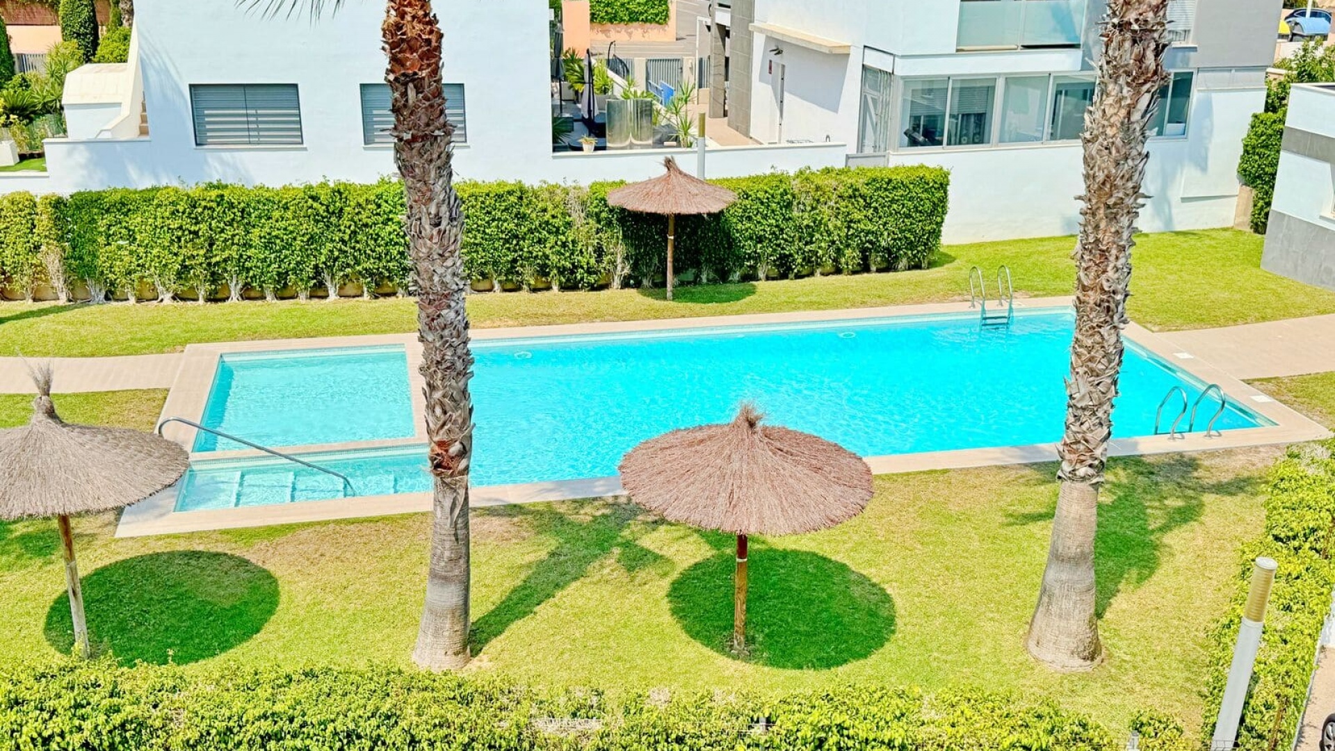 Resale - Apartment - Punta Prima - la cenula