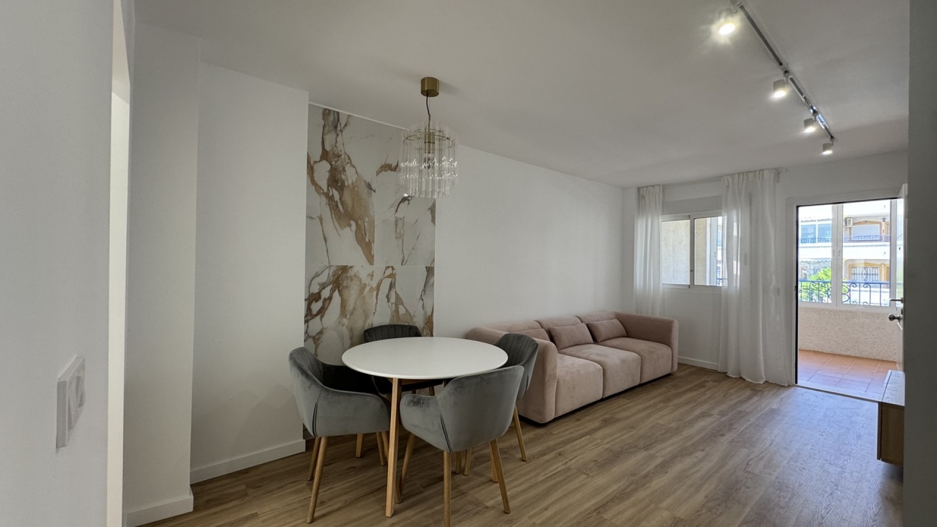 Resale - Apartment - Punta Prima - La Cinuelica