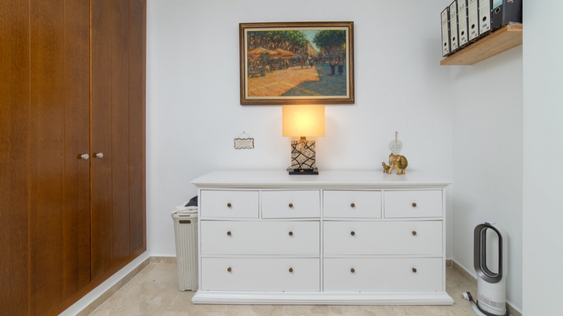 Resale - Apartment - Punta Prima - la entrada