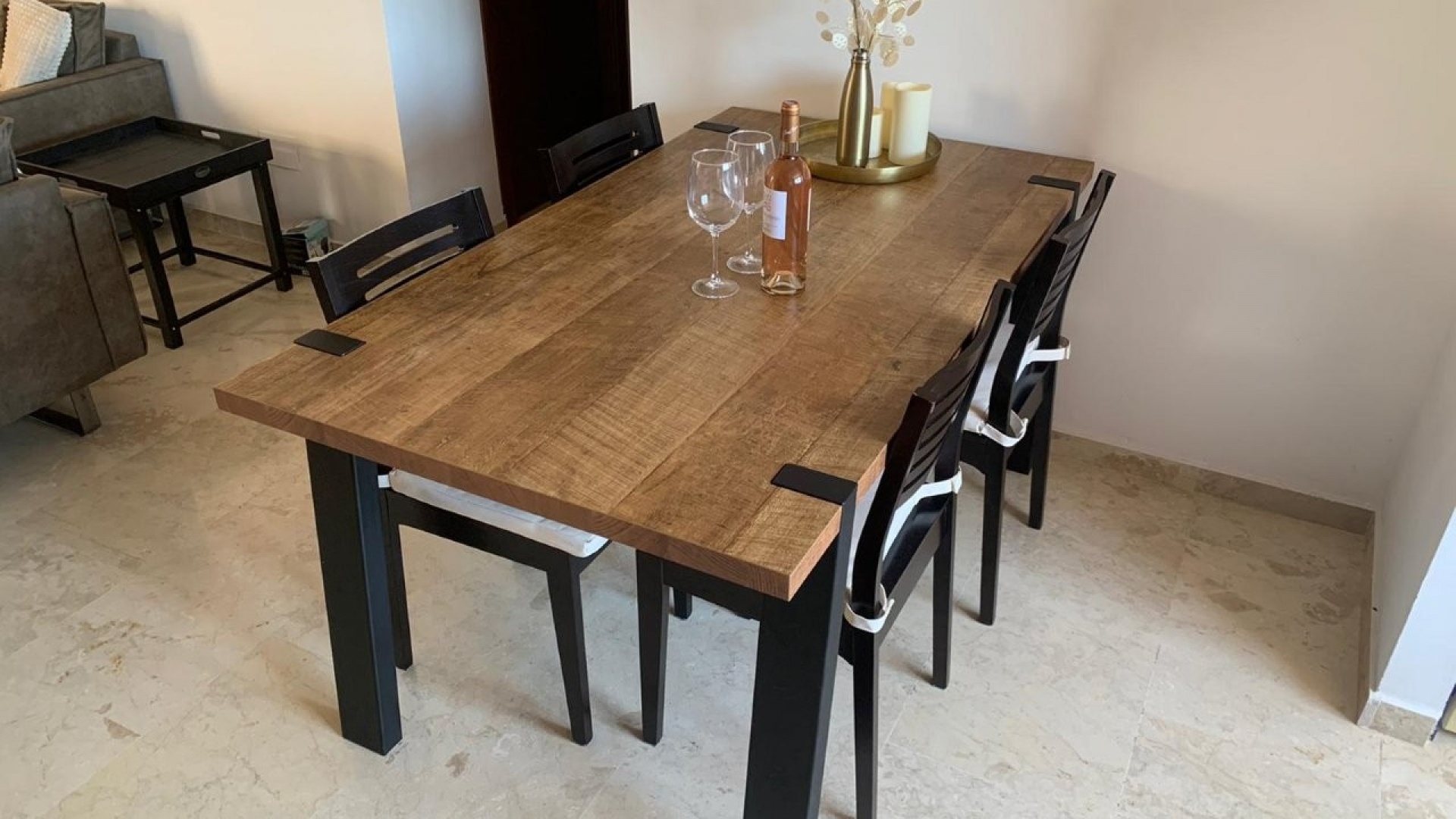 Resale - Apartment - Punta Prima - la entrada