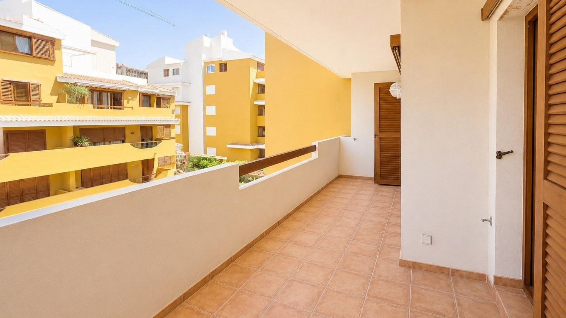 Resale - Apartment - Punta Prima - la entrada