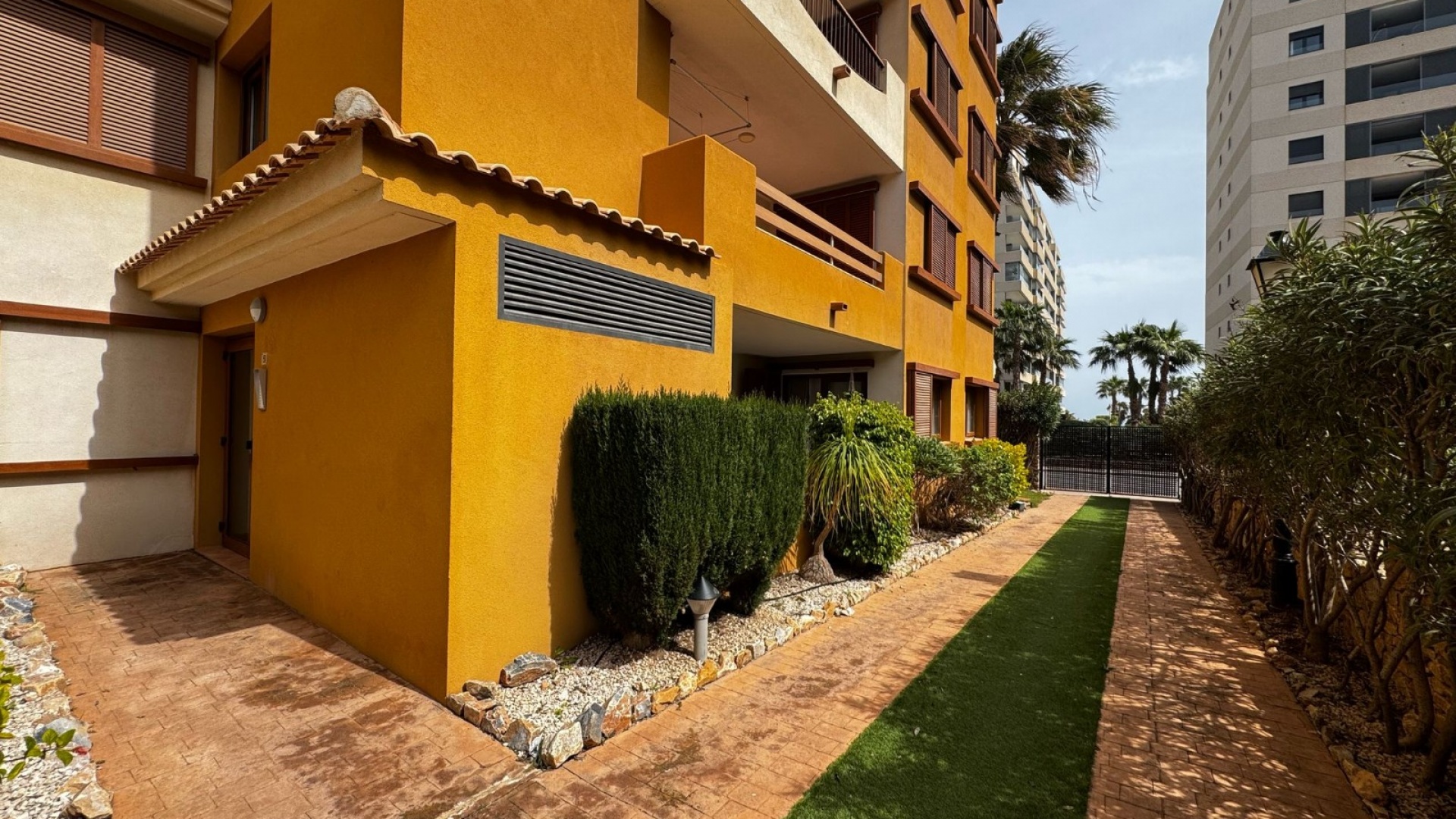 Resale - Apartment - Punta Prima - La Recoleta
