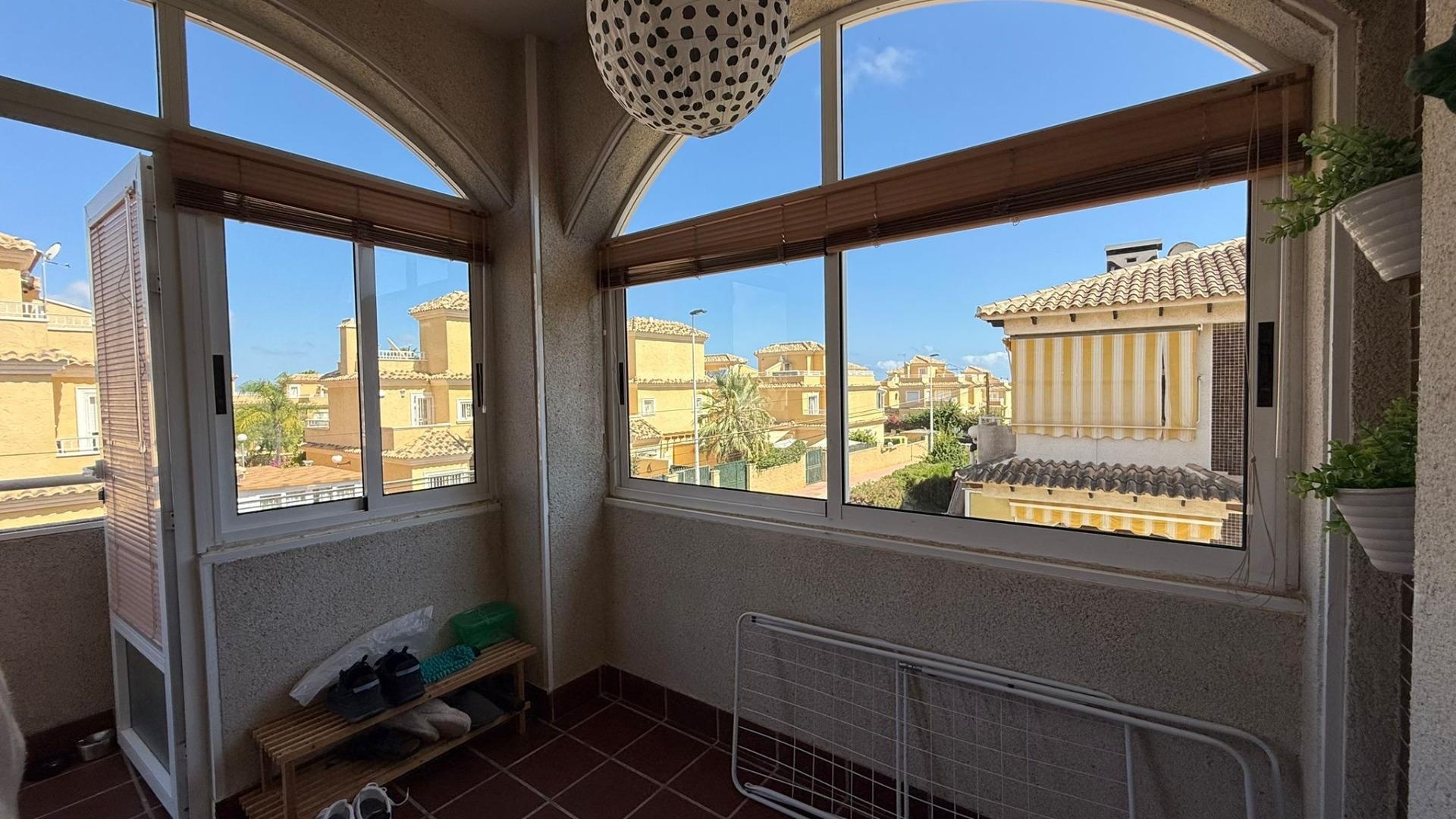 Resale - Apartment - Punta Prima - Las Barcas